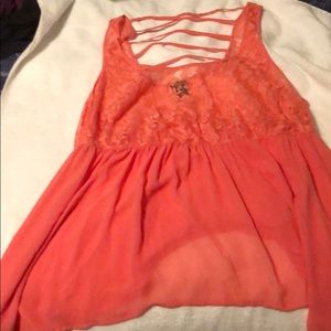 Sleeveless lace shark bark cami